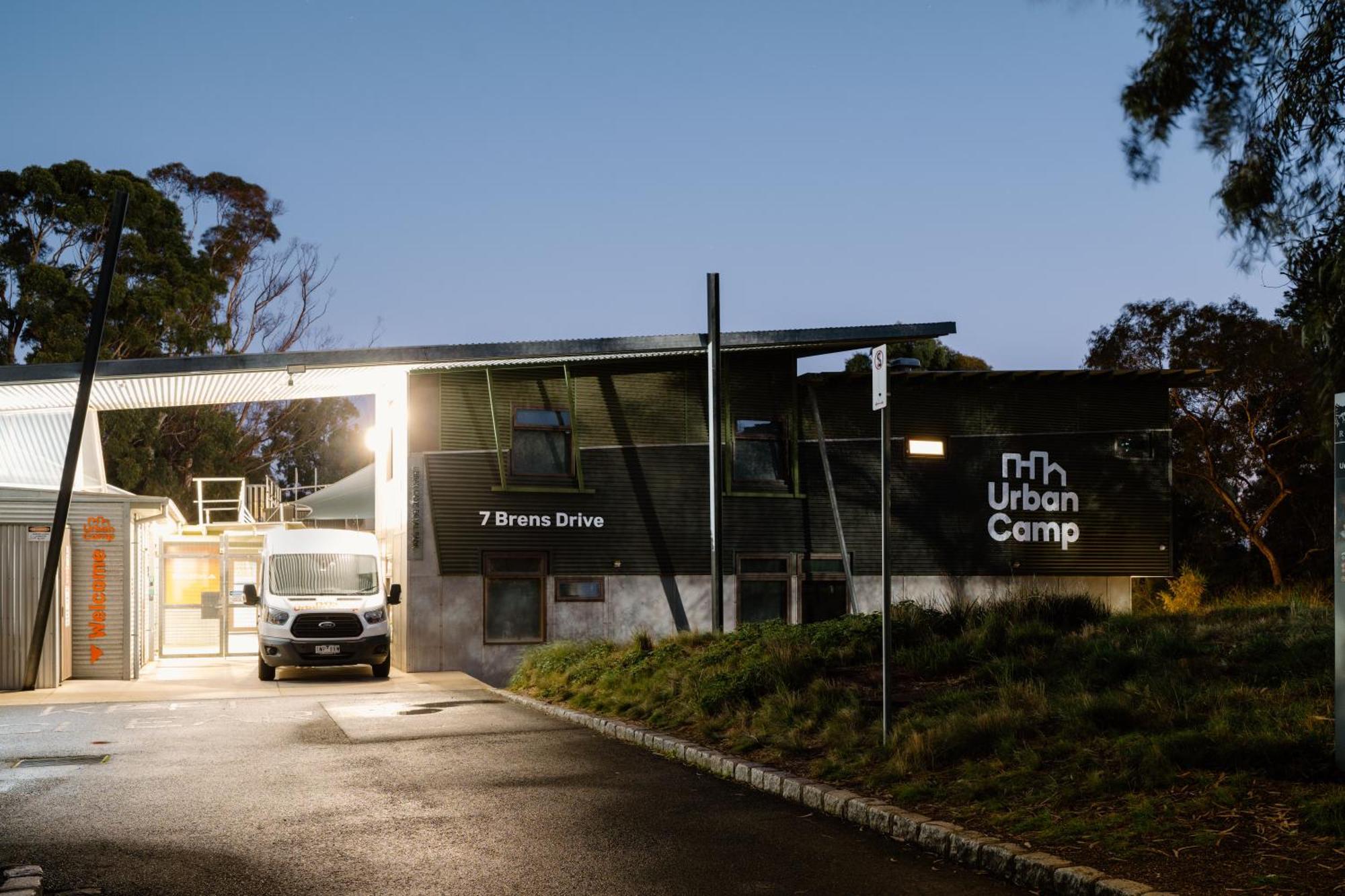 Urban Camp Group Accommodation — Photos 2
